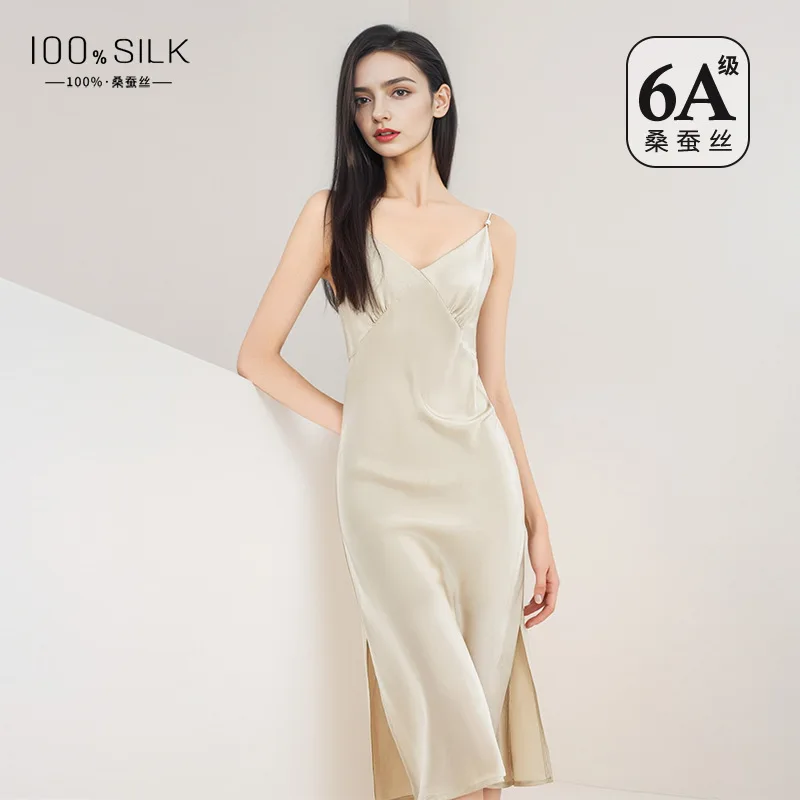 2026 New 100% Mulberry Silk Nightdress Women Luxury High-end Sexy Backless Adjustable Strap Slim Fit Silk Pajamas Loungewear view 3