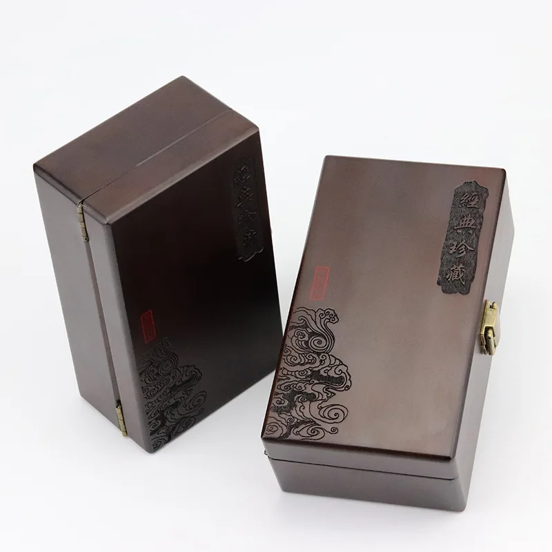 High-end relief jade pendant jade pendant jade pendant collection certificate composite board wooden box