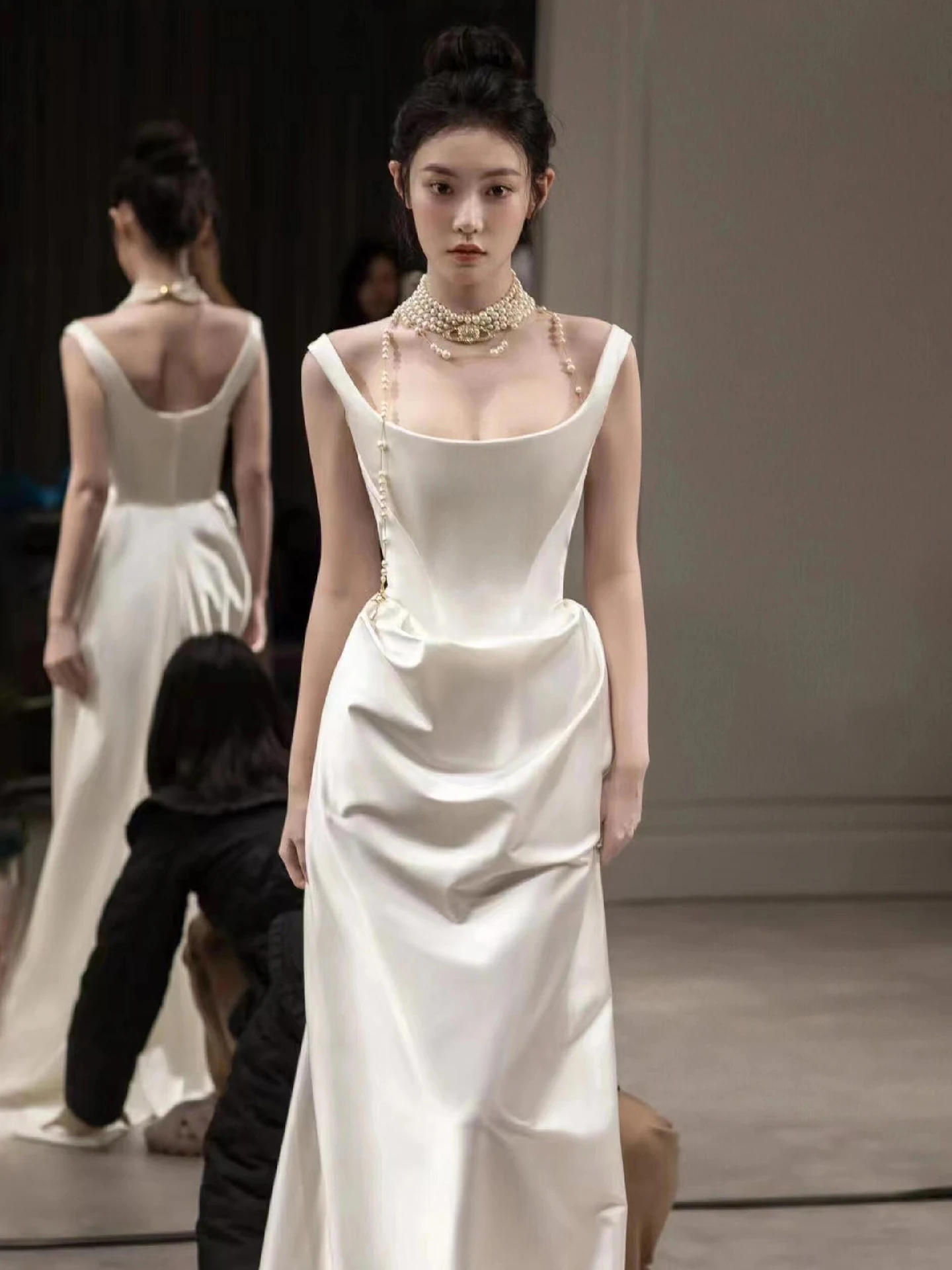 

Шелковое атласное легкое роскошное белое свадебное платье для женщин Welcome Dr 2026 New Sle Sweet Sle с завышенной талией и длинной юбкой