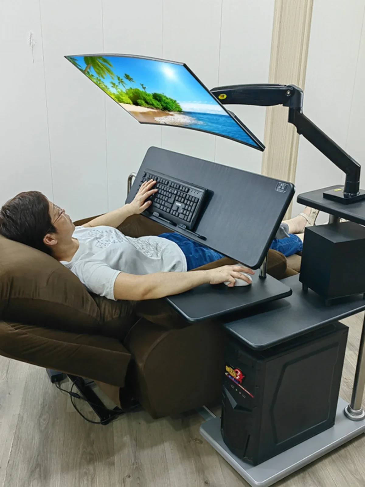 Bedside computer desks, desktop machine tools, side tables, height-adjustable desks, lazy tables, robotic arm brackets, cockpit