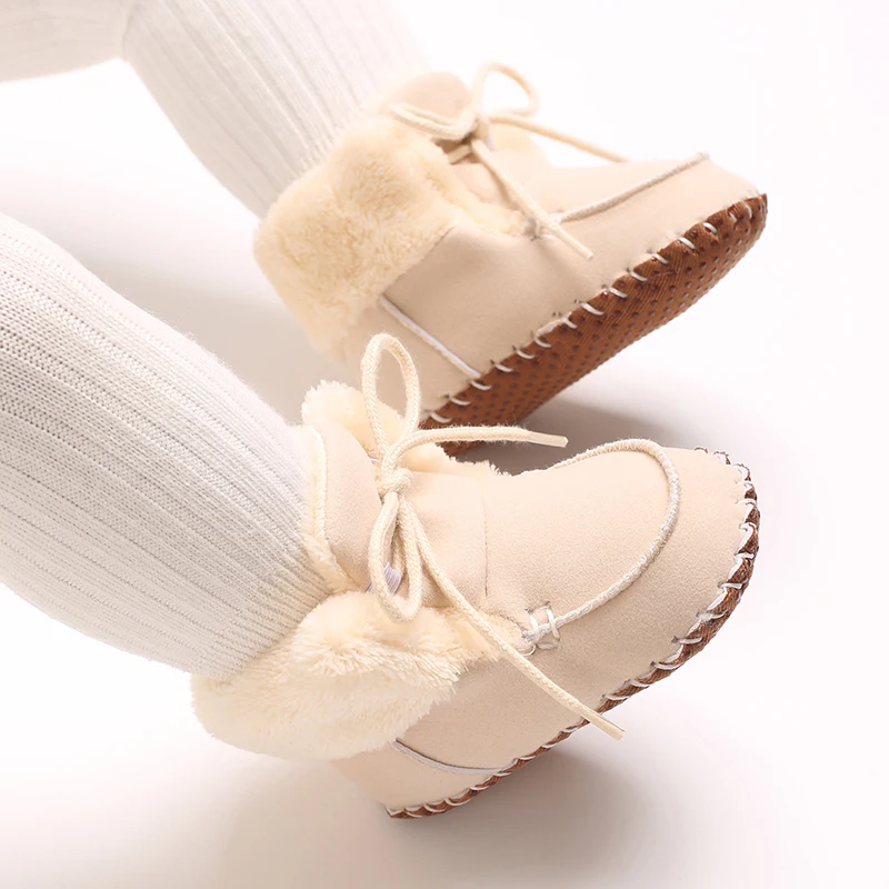 موضة جديدة أحذية مريحة الوليد طفل الفتيات الفتيان الجوارب الناعمة اليد خياطة الثلوج أحذية الرضع طفل الوليد الاحترار الأحذية