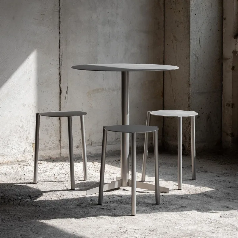 

Minimalist Metal Stacking Chair Stainless Steel Dining Chair Commercial Patio Seating for Garden Modern Bar Stool for Restaurant