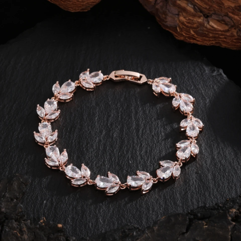 ZAKOL Exquisite Shiny Flowers Cubic Zirconia Bracelet Bangle for Women Silver Color Engagement Wedding Fashion Jewelry