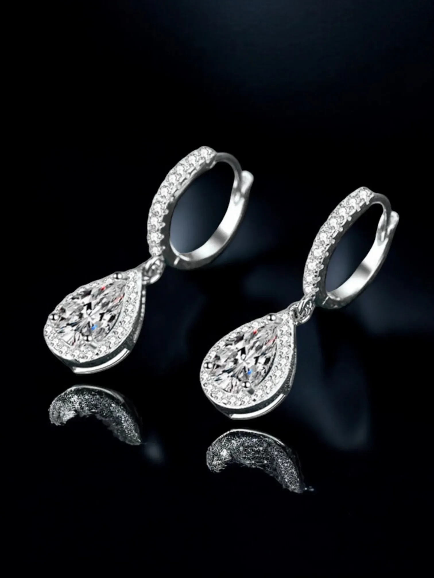 

Silver earrings jewelry Moissanite 925 sterling silver earrings Water droplet shape is suitable for daily wear
