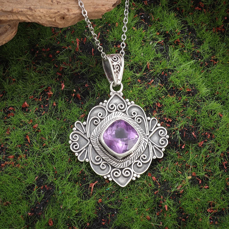 Women's Shiny Purple Gemstone Pattern Totem Pendant Necklace Elegant Lucky Amulet Jewelry Anniversary Gift Accessory