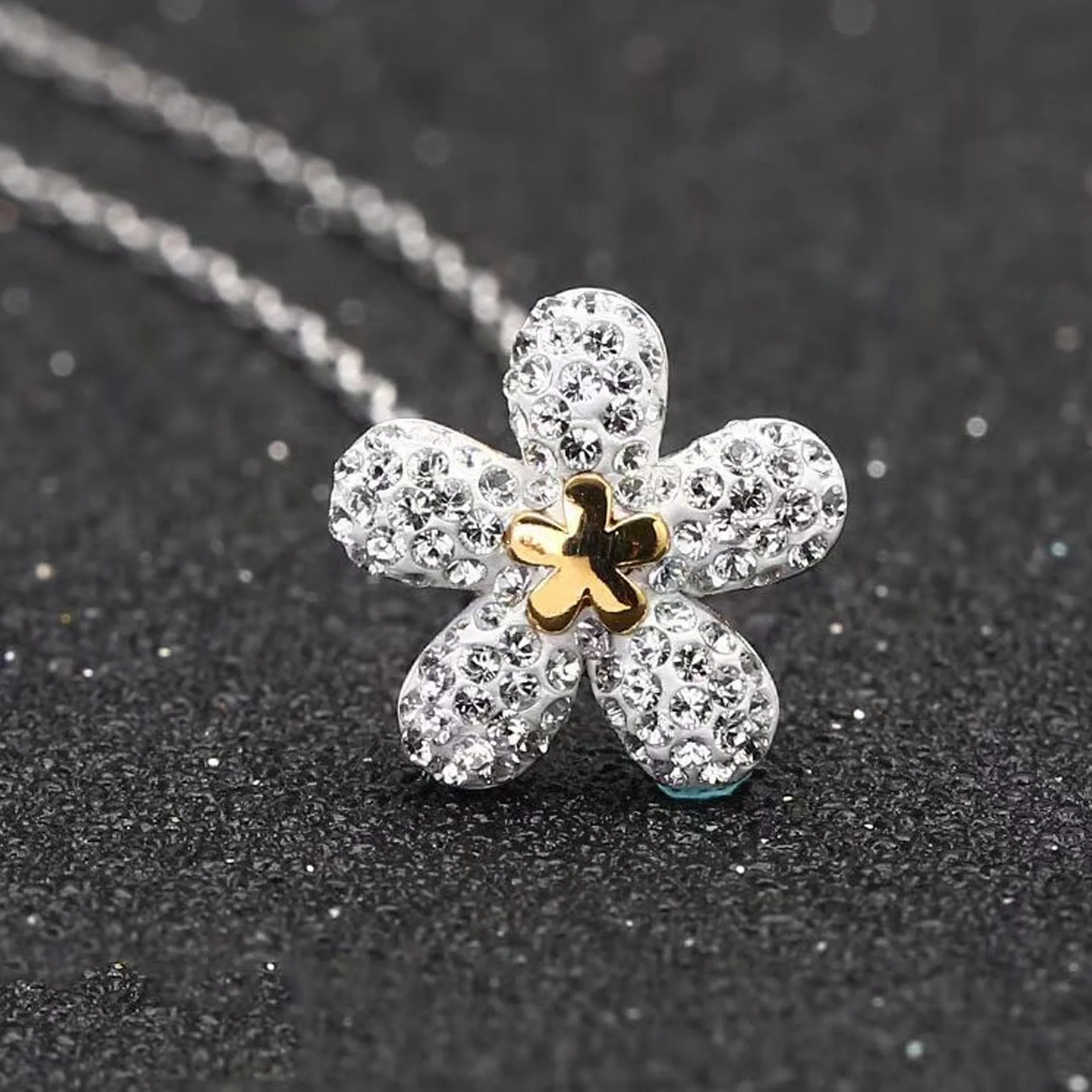 2025 موضة جديدة محظوظة للنساء قلادة أقراط سوار قابل للتعديل خاتم الأصلي مجموعة مجوهرات رائعة هدية رومانسية