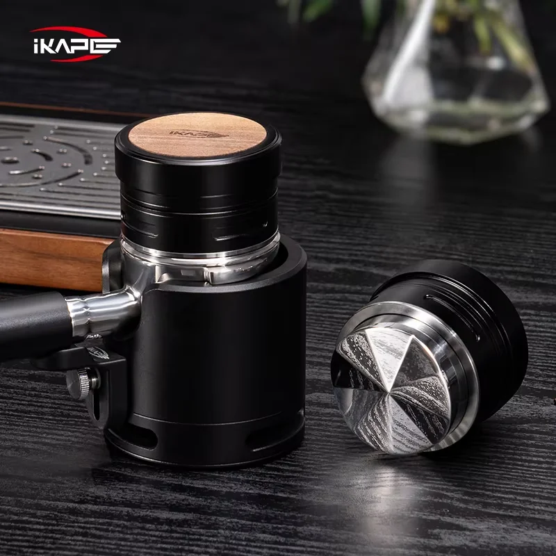 IKAPE موزع جاذبية اسبريسو، أداة توزيع القهوة الخشبية، لمرشح بورتافل بريفيل مقاس 51/54/58 مم باللون الأسود