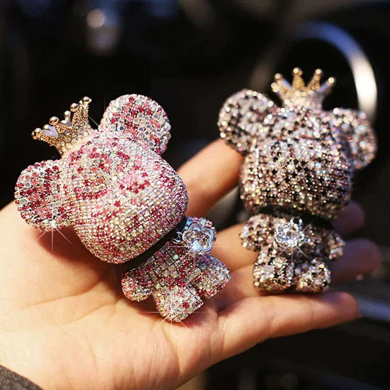 

Car air conditioning vents with diamond fragrance clip personalized cute bear aromatherapy cartoon big head bear decoration