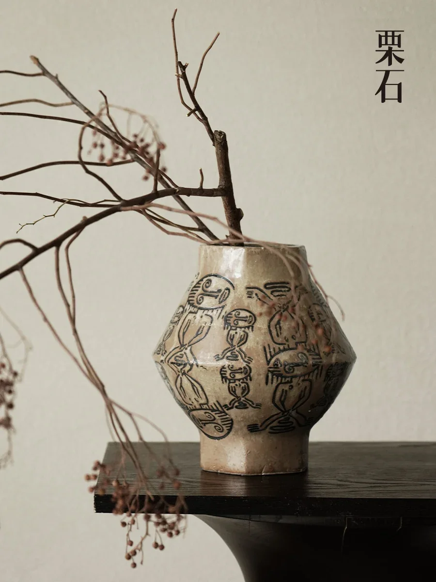 Ręcznie malowany wazon ceramiczny wabi-sabi retro grawerowany wyroby kwiatowe dekoracja salonu