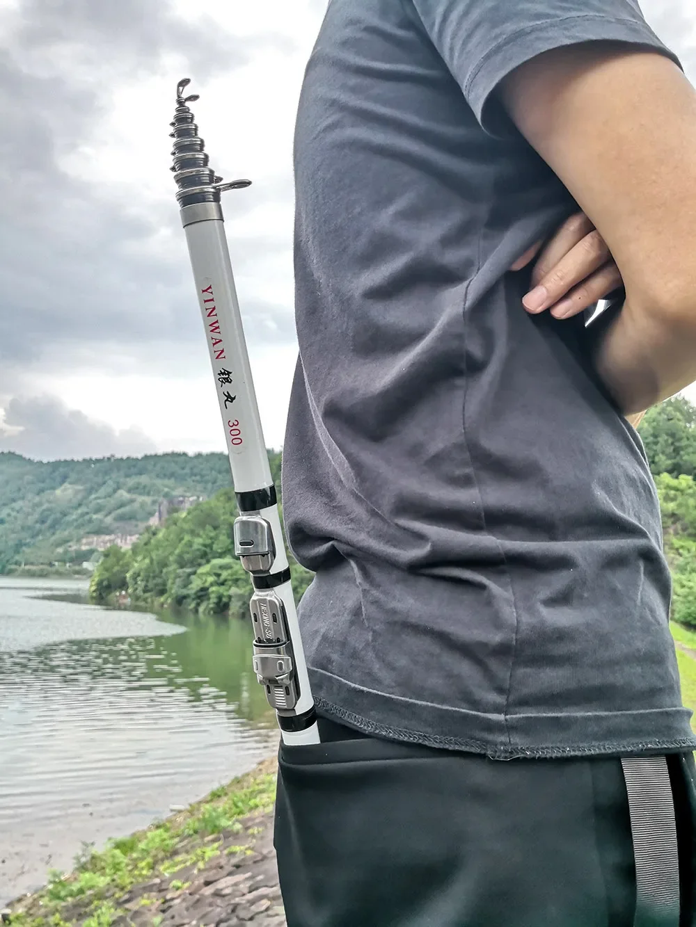 3M 2.7M 2.4M 2.1M 1.8M 1.5M Teleskop-Angelrute zum Felsangeln, Spinn-, Fliegen-, Karpfen- und Feederangeln, Kohlefaser, Pesca Mini Reiserute mit Rollenhalter – Detail 16