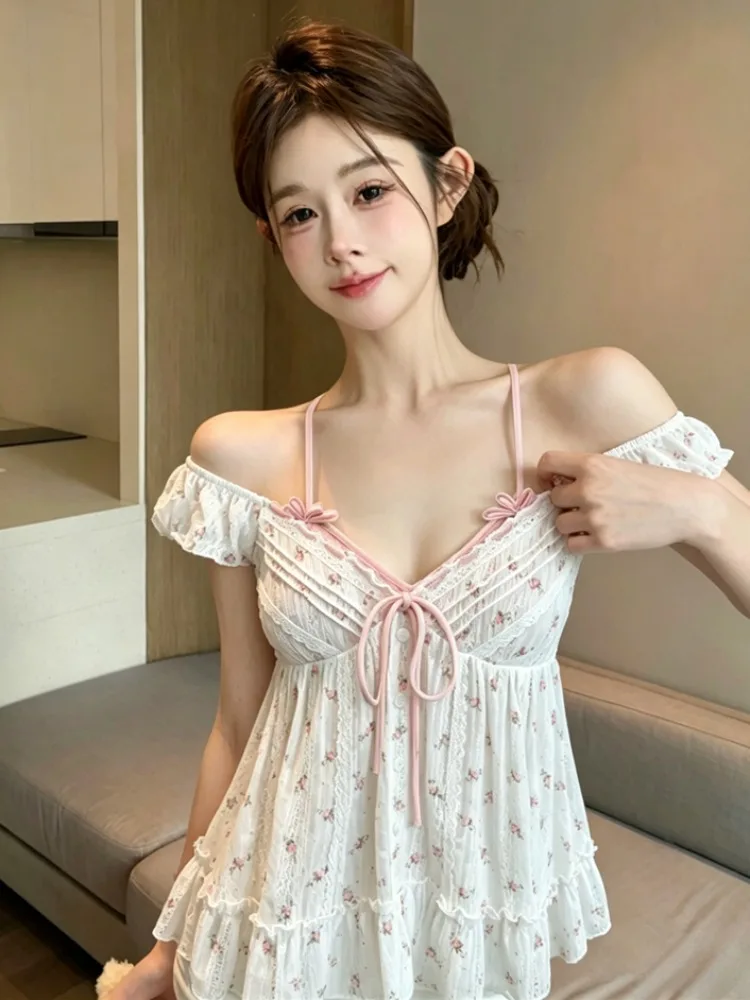 

Sweet Style Floral Print Shirt Women's Summer V-neck Lace Trim Belted Blouse Breathable Skin-friendly Citywalk Short Sleeve