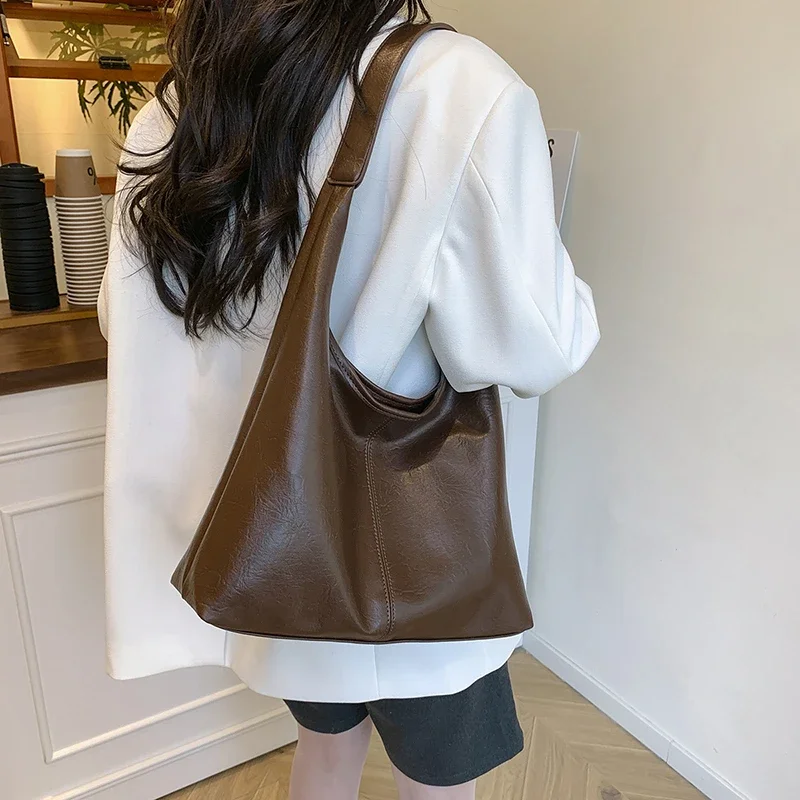 

Retro High-End Diaper Bag For Women Luxury Crossbody Handbag Designer Minimalist Vintage Large Capacity Leather Tote Bag
