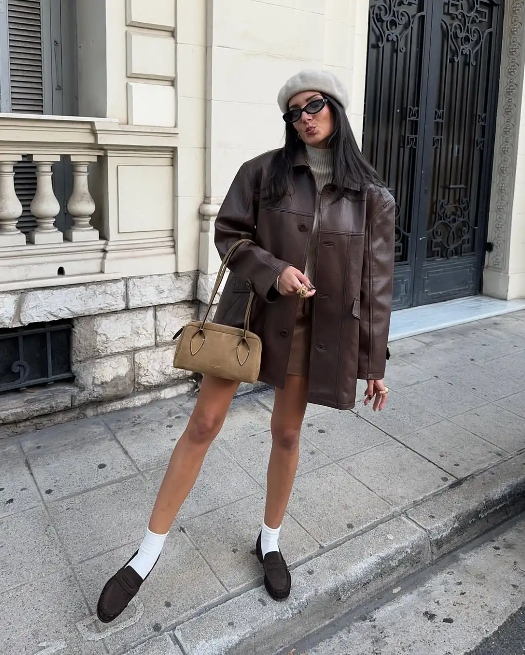 سترة نسائية كاجوال أنيقة باللون البني من الجلد ذات طية صدر السترة وجيب واحد الصدر ملابس خارجية فضفاضة معطف نسائي للتنقل اليومي في الشارع #4