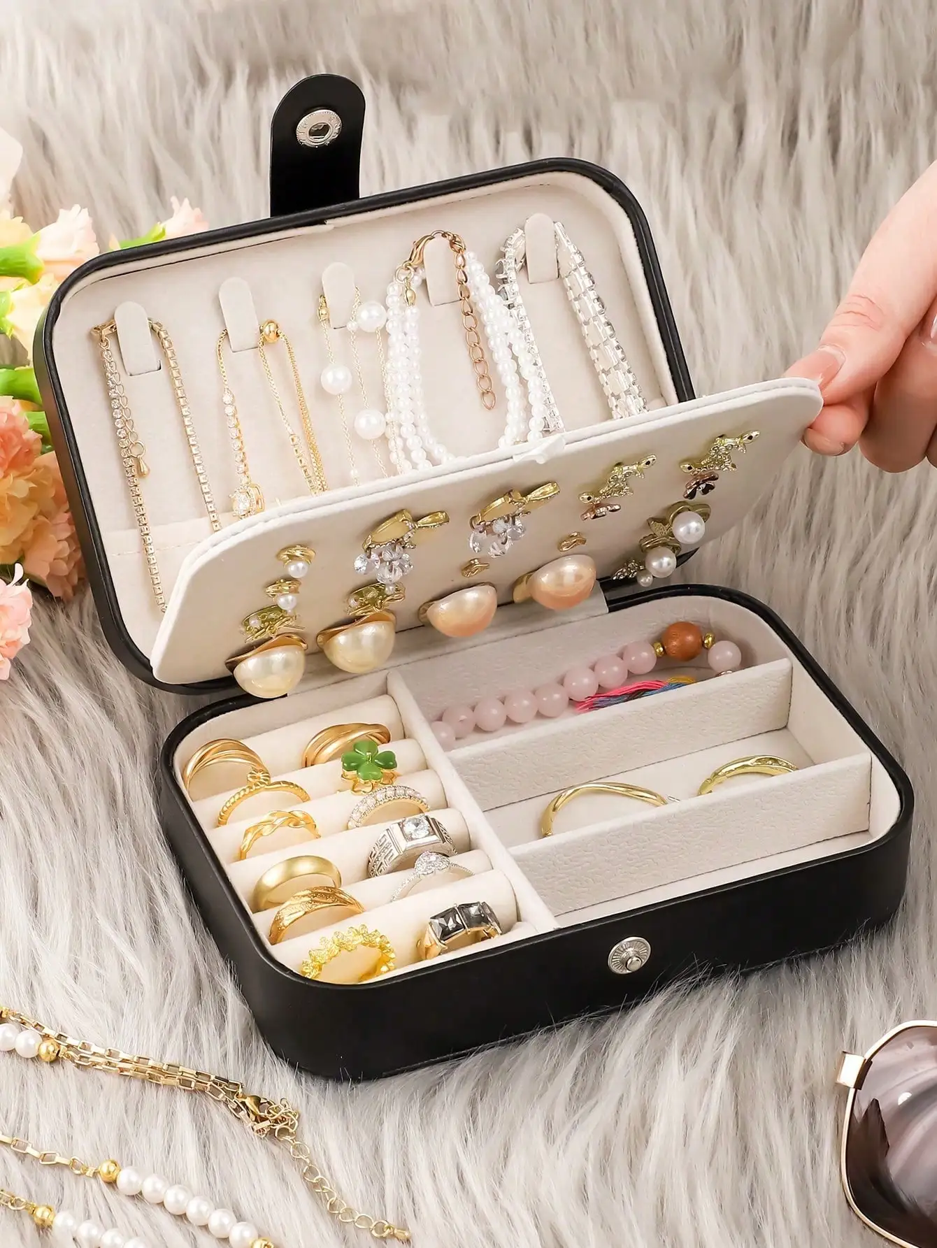 

1pc Jewelry Storage Box, PU Leather Jewelry Display Case, Double Layer Waterproof Jewelry Organizer, Elegant Jewelry Box, Suitable For Earrings, Rings, Necklaces, Bracelets, Makeup Bag, Christmas, Halloween, Holiday Gift, Birthday Gift For Her