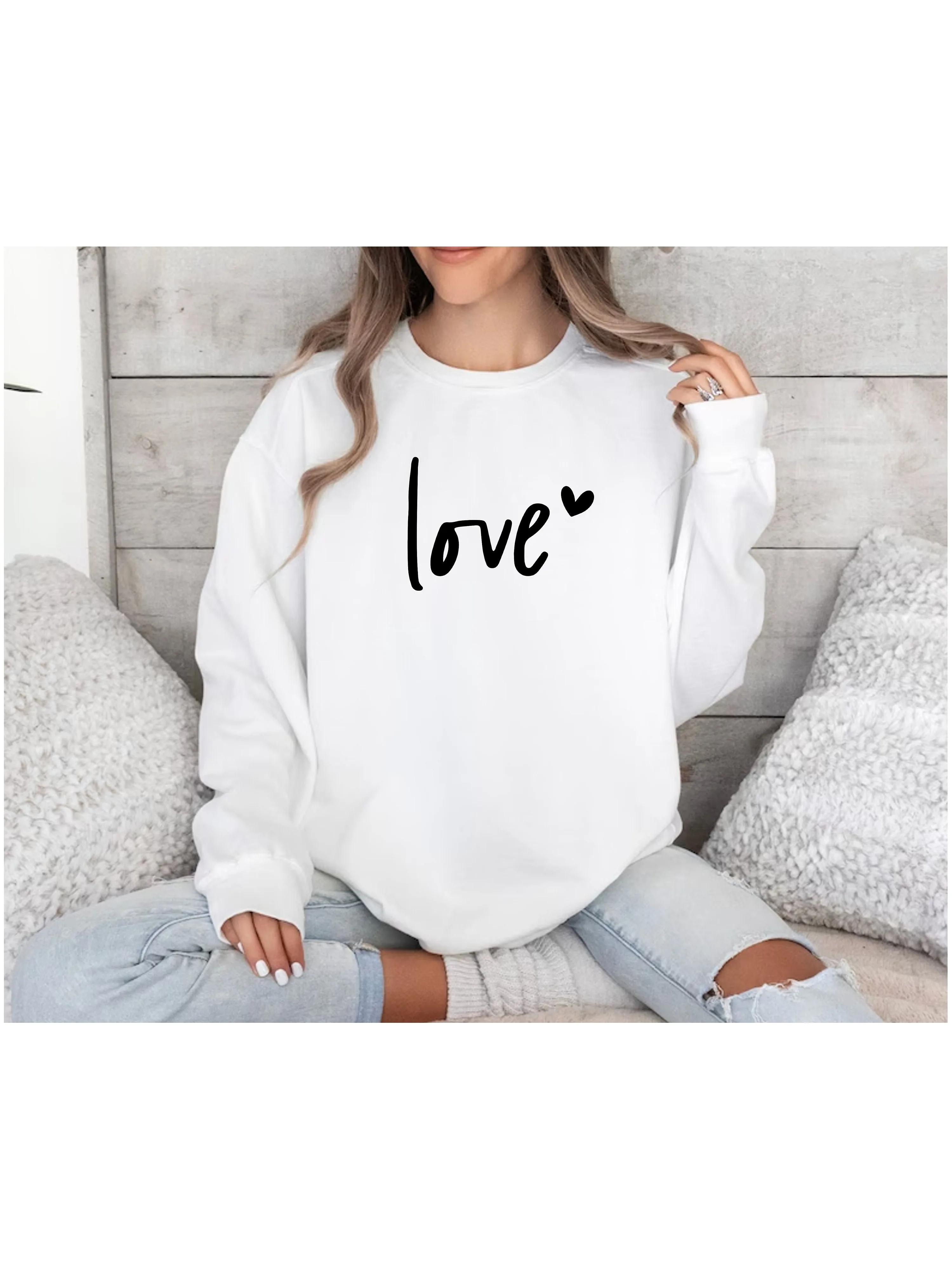 Love Sweatshirt, Heart Sweatshirt, Couple Sweatshirt, Heart Love Hoodie, Gift for Her, Women's Sweatshirt