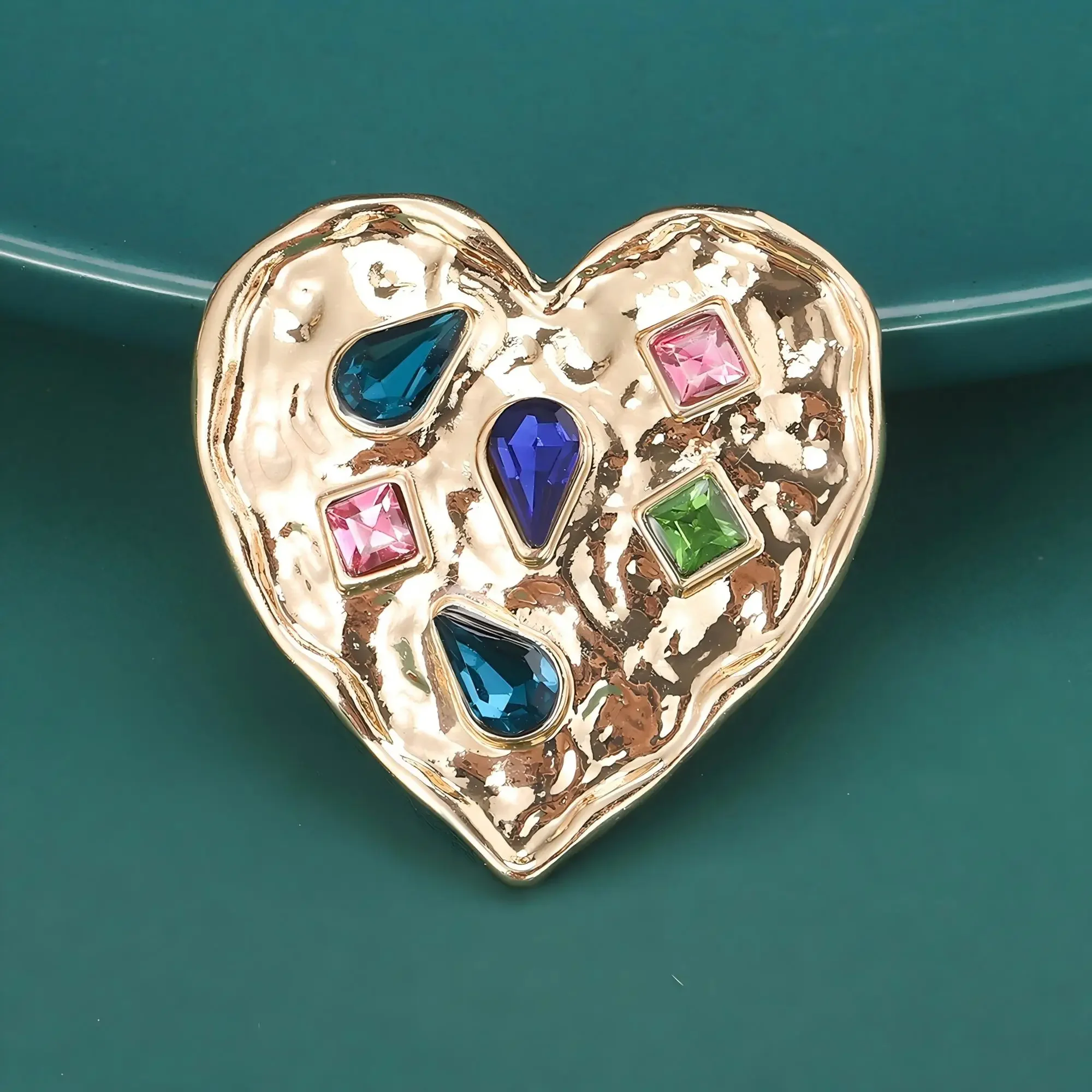 Valentine's Day Romantic Enamel Heart Brooches for Women Unisex Glass Love Pins Office Party Friend Gifts Jewelry Accessories