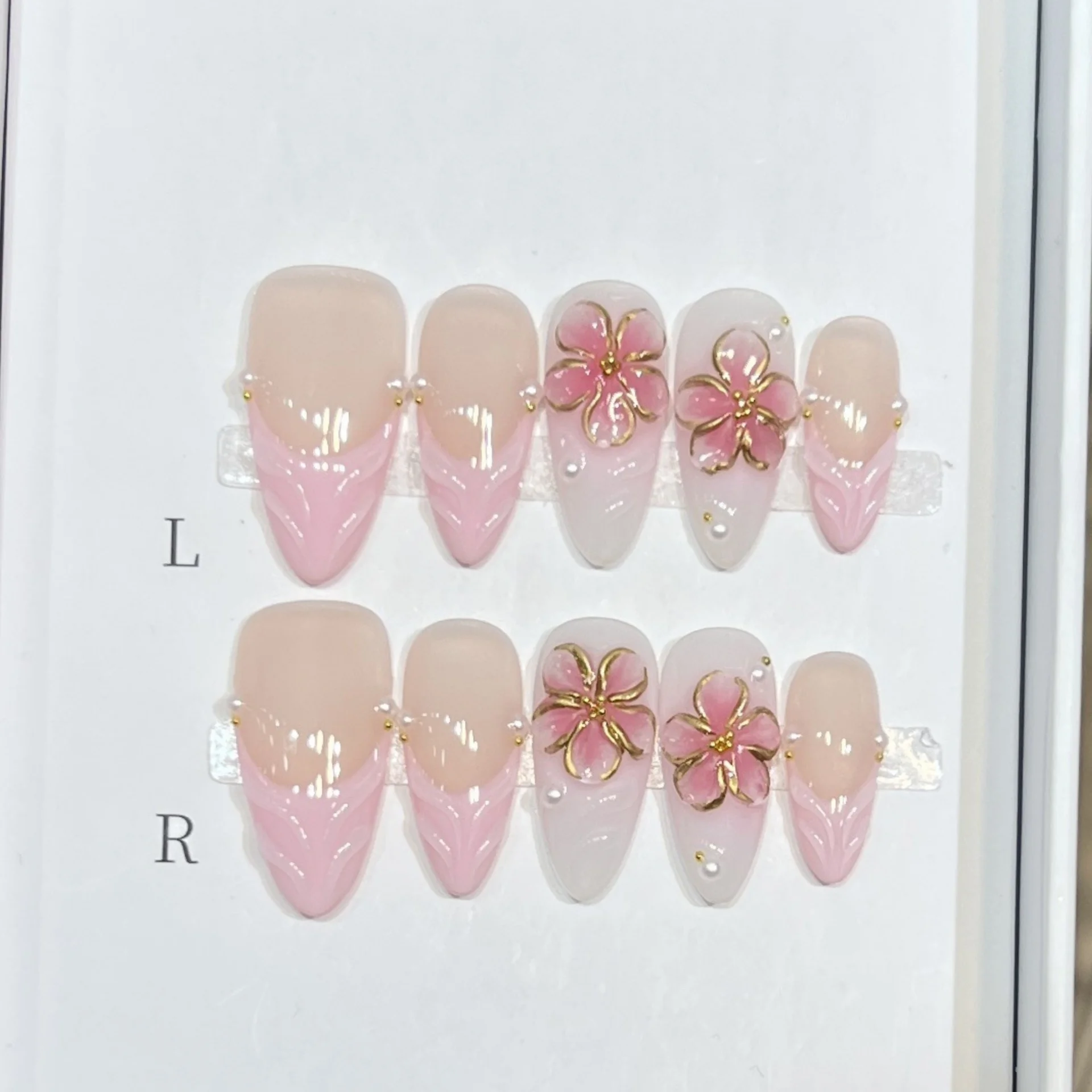 10pcs Handmade Almond Press on Nails High Quality Pink French Full Cover Smudge Flower Fake Nails Art Pearl Design False Nail
