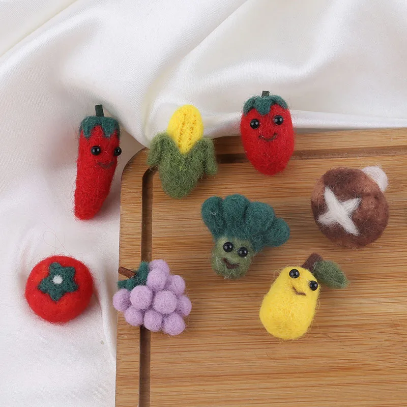 1pcs Diy Accessories Wool Felt Cute Cartoon Fun Fruit And Vegetable Watermelon Grape Strawberry Corn Handmade Material