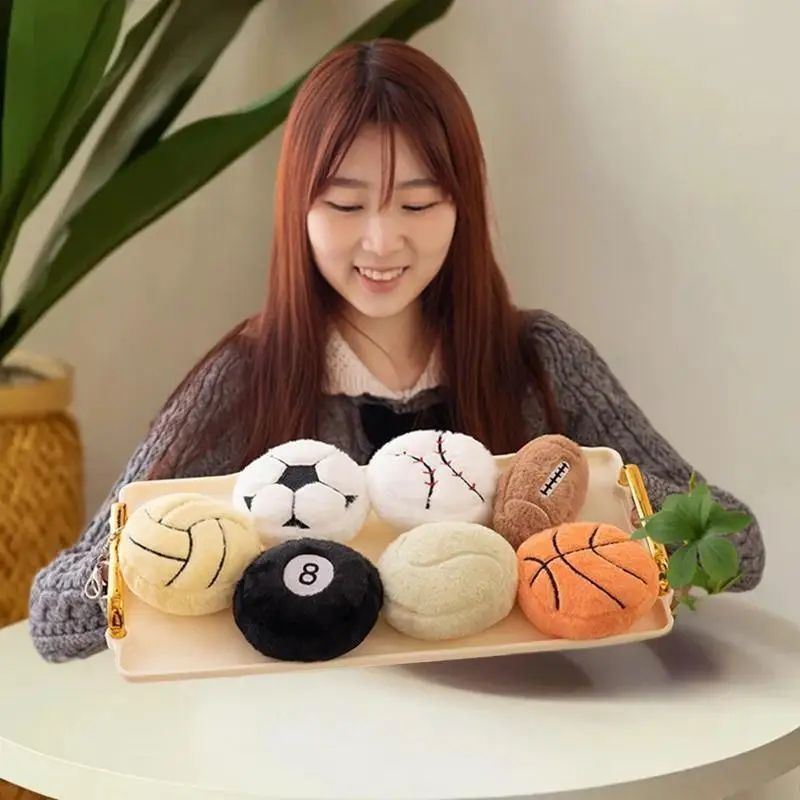 축구 스타일 봉제 인형 부드러운 열쇠고리 마스코트; 럭비 및 농구 팬들을 위한 가방 펜던트로 사용되는 봉제 공