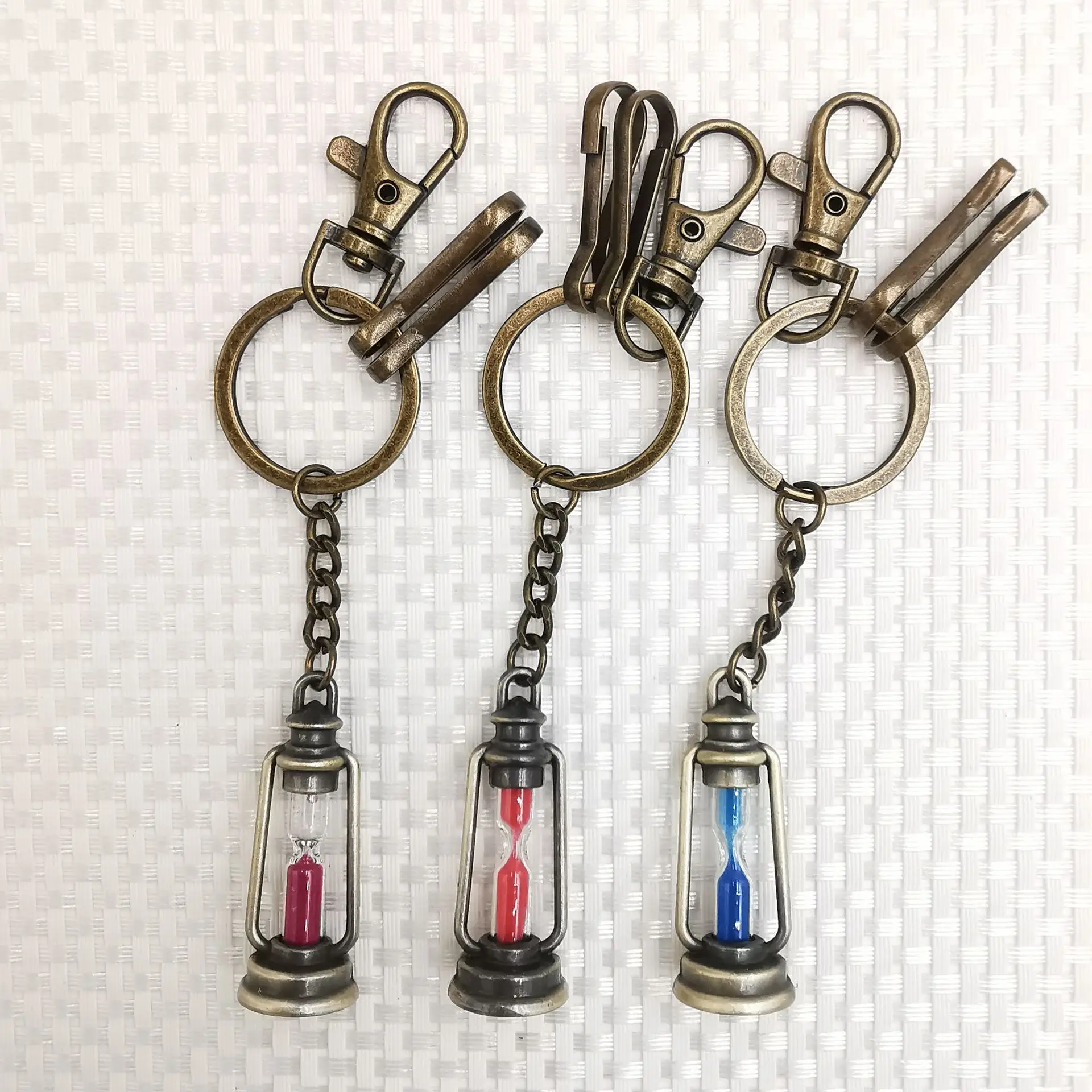 hourglass keychain Retro Bag Keychain Ornament Car Hourglass Pendant Vintage Sand Timer Key Rings