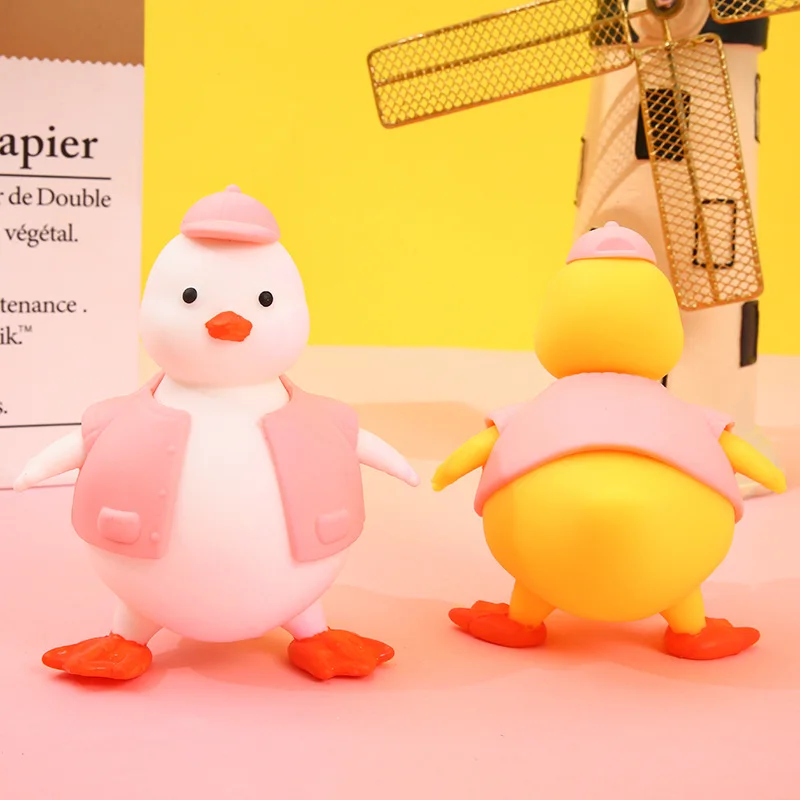 Giocattolo squishy grande anatra bianca Kawaii Nuovo giocattolo da spremere anatra gialla riempito di farina per bambini Giocattolo agitatore antistress