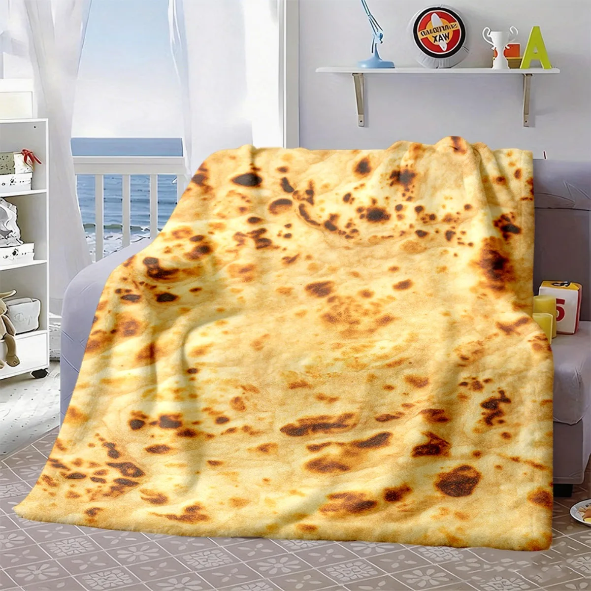 Funny Tortilla Pancake Flannel Throw Blanket, Realistic Flatbread Print Soft Blanket for Couch Bedroom Home Decor Gift Ideas