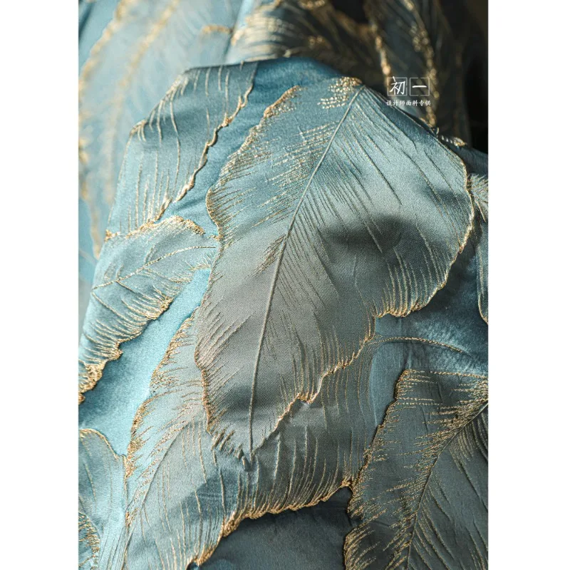 Leaf Blue Gold Jacquard Relief Curtain Fabric French High End Vintage Trójwymiarowa tekstura Designerska tkanina