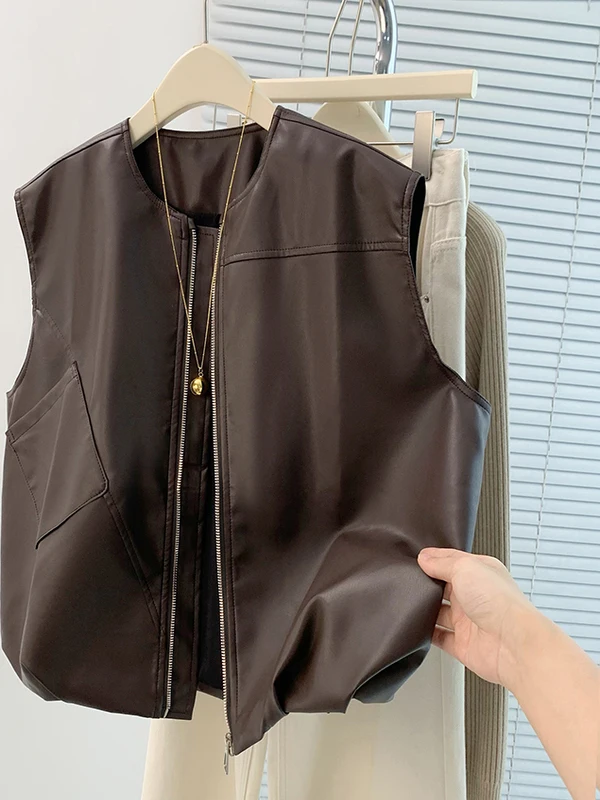 

Женский жилет из искусственной кожи, мотоциклетный жилет, повседневный свободный крой, утягивающий байкерский тюнер, осенний мотоциклетный жилет 2025 г., без зарегистрированного бренда