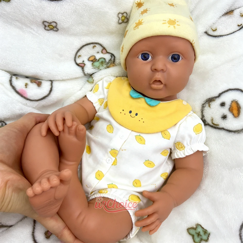 

42cm Premium Full Silicone Reborn Baby Girl Lifelike Newborn Shape Flexible Poseable Collection Doll for Reborn Doll Enthusiasts