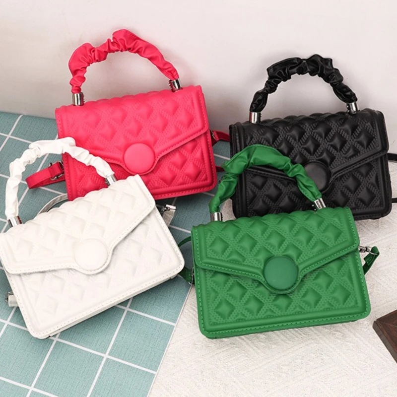 

Solid Color Girls' High-quality Messenger Bag Personality Fashion New Handbag One Shoulder Messenger Small Square Bag 2023