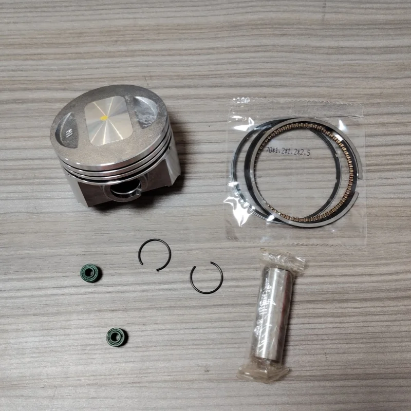 

Zongshen Motorcycle Water-Cooled Engine SB250 HX250 Piston, Piston Ring STD 70MM, Pin 18mm
