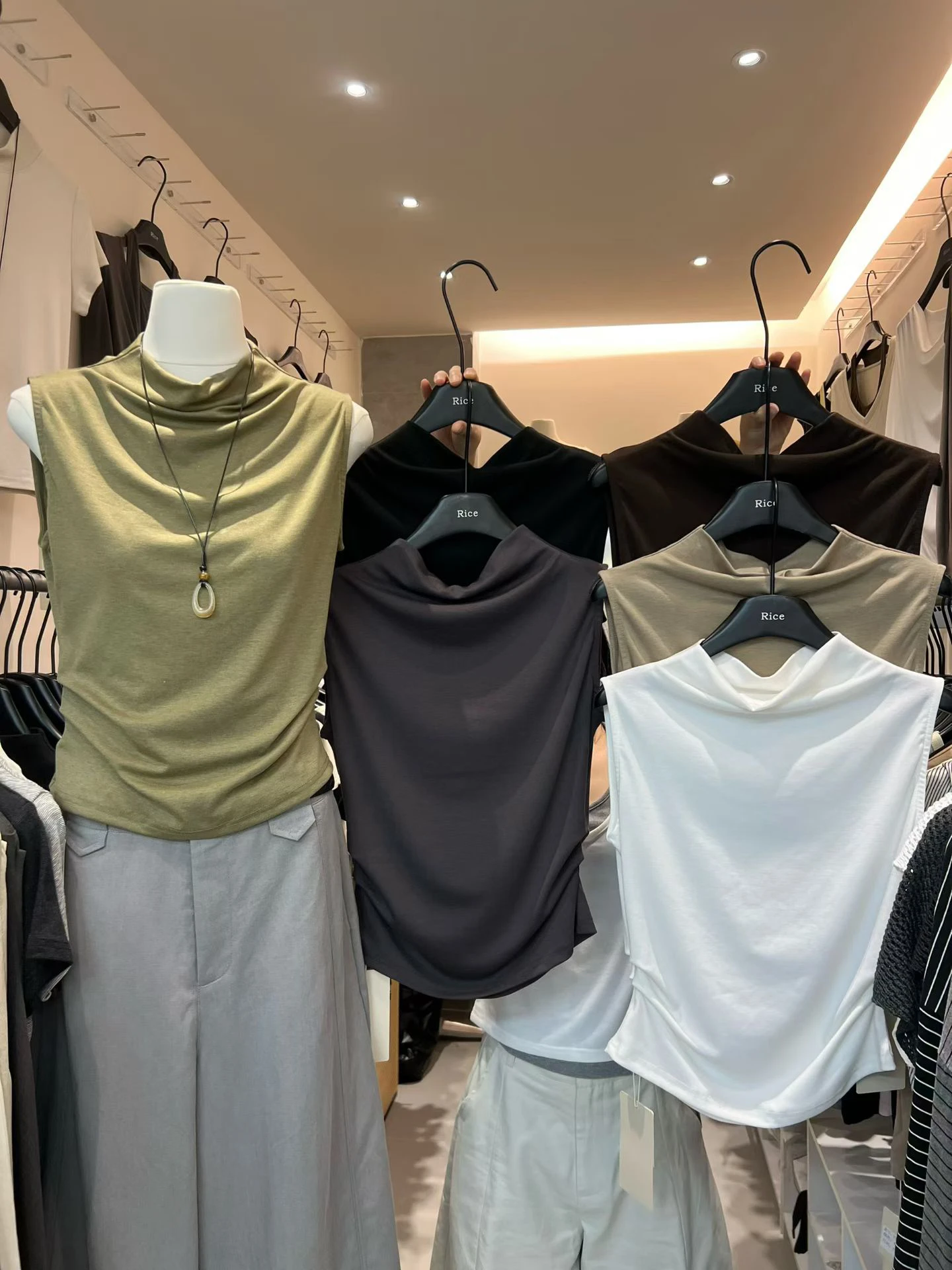 Slim Fit Korean Style Half High Collar Sleeveless Vest Women's Base Layer Shirt Versatile Fashionable Bottoming Top
