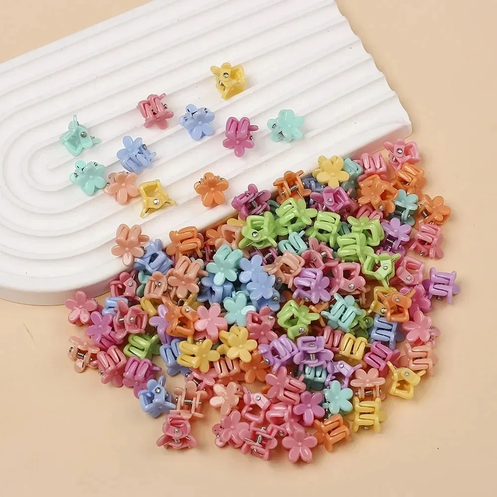 50Pcs Girls Cartoon Hair Clips Cute Small Claw Clips Flower Star Design Children's Fashion Hair Accessories Sweet Hairpin