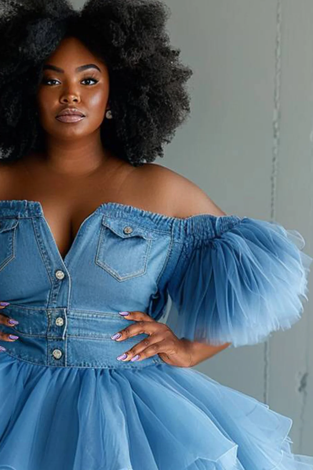 بالإضافة إلى حجم حزب تول الأزرق قبالة الكتف قصيرة الأكمام مطوي فساتين الدنيم التباين البسيطة #3