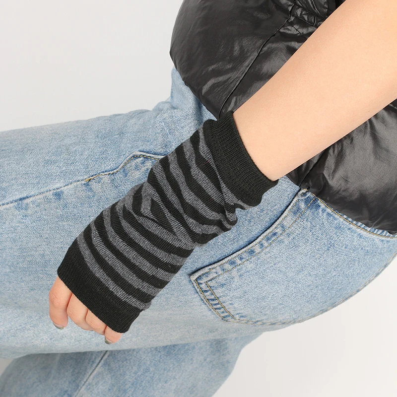 Women's Elbow Gloves Christmas Long Knitted Arm Cover Autumn Winter Fashion Striped Cotton Elbow Mittens Long Fingerless Gloves