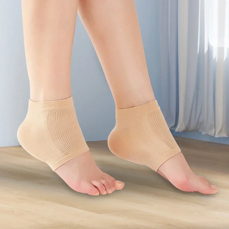 

1Pair Silicone Foot Cover Anti-crack Heel Socks Heel Protective Cover Anti-Dry Moisturizing Sleeve Cracked Socks