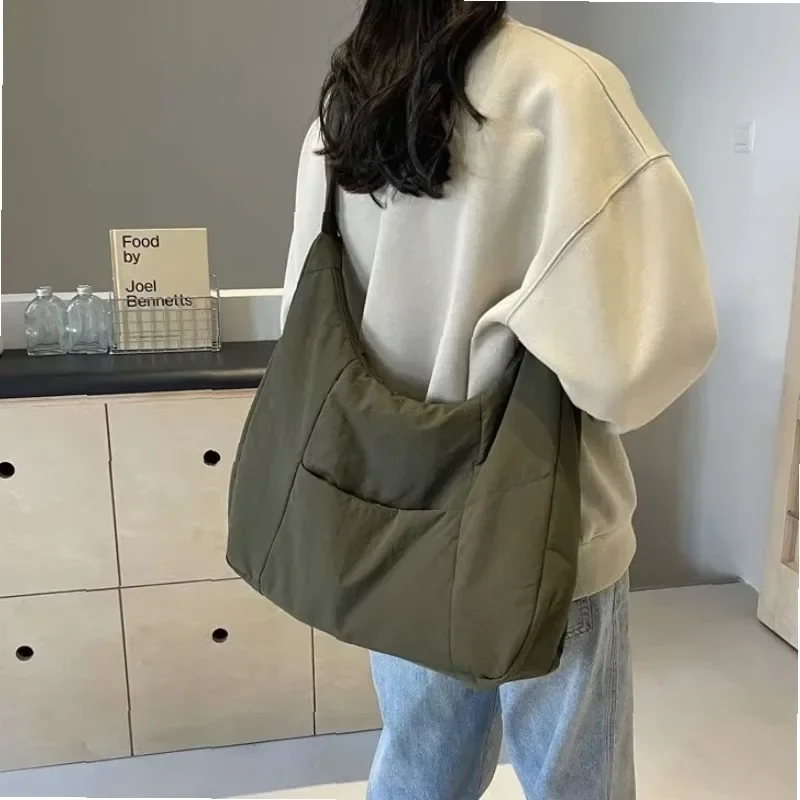 Simplicity Trendy Women's Soft Cloth Shoulder Bag Solid High looks Color Casual Big Crossbody Handbag for Students daily commute