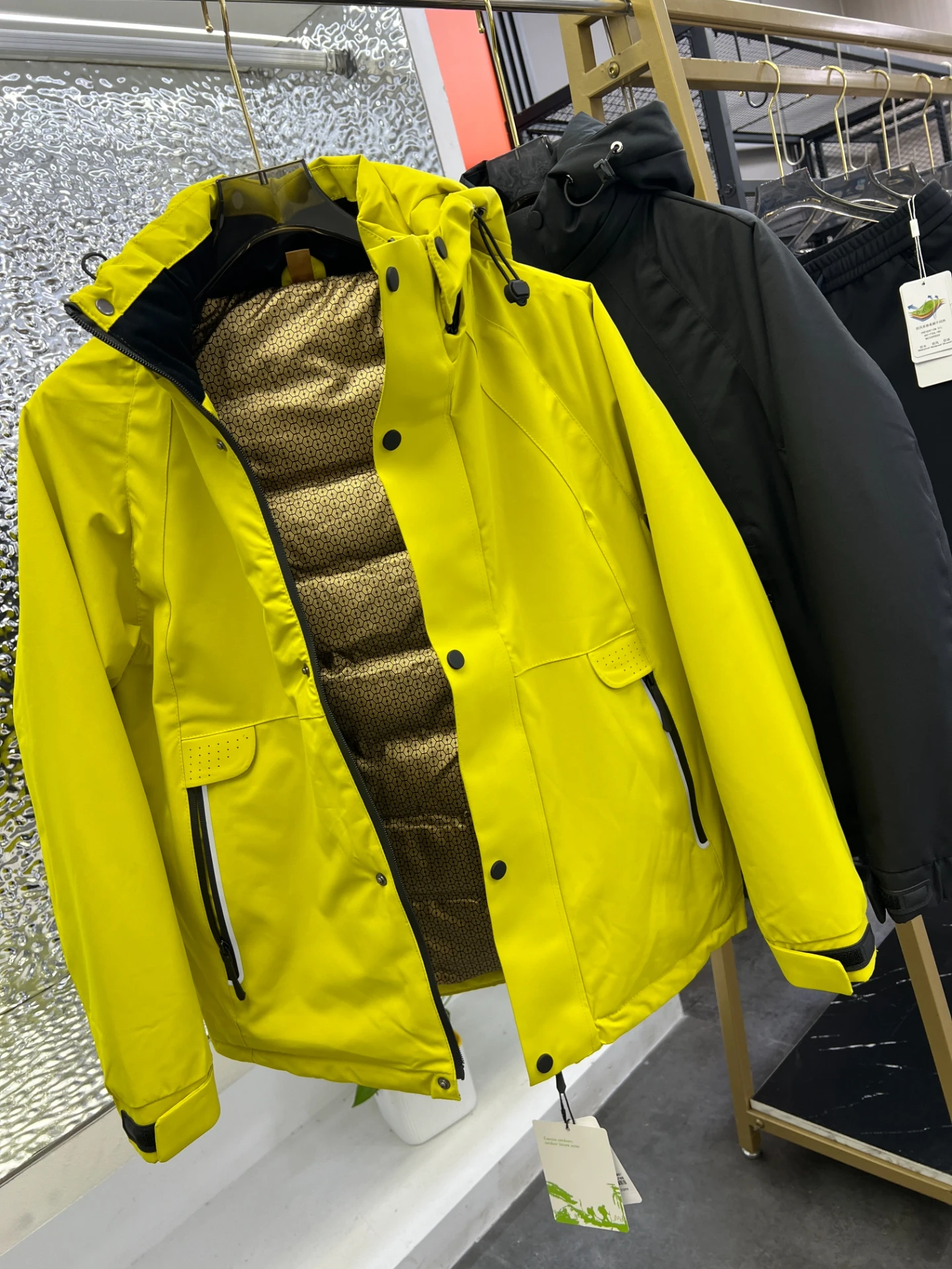 

Faionable Men's Outdoor down Jaet aphene Inner Winter Warm Detachable Cap Tee-Proof Regular Fit Long Sve Zipper Cl...