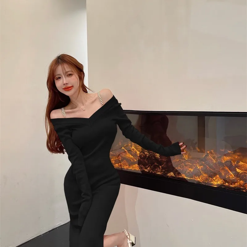 ภาษาฝรั่งเศสคําเซ็กซี่ Strapless คอชุดฤดูใบไม้ร่วงและฤดูหนาวผู้หญิงถักชุดคุณภาพสูงการออกแบบที่ไม่ซ้ํากัน Slim Temperament ชุด