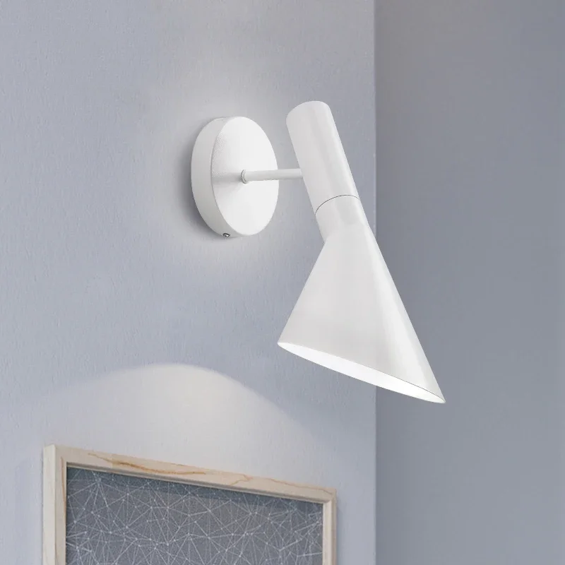 Nordic Wall Lamp Black White E27 Bedroom Bedside Simple Modern Aisle Corridor Hotel Background Creative LED
