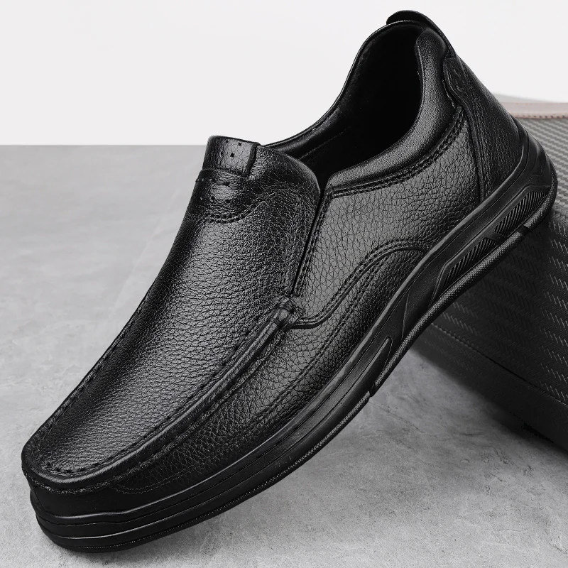 

Genuine Leather Mens Casual Shoes slip on Trendy Loafers Moccasins Comfortable Male business shoes Flats Simple Casual moccasins