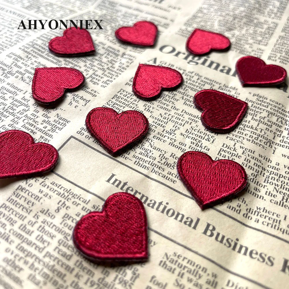 10PCS Delicate Heart Patches Embroidered Sticker Iron On Patches for Clothing Applique DIY Clothing Hairpin Earring Accessories