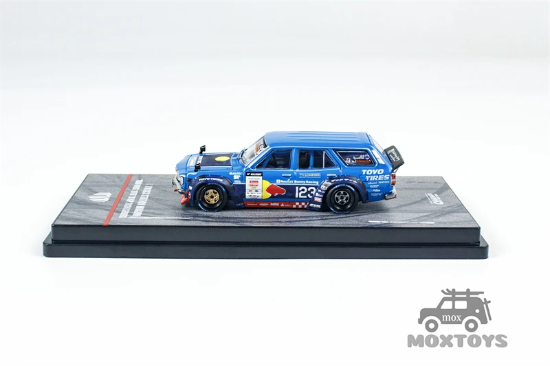 INNO 1:64 MAD MIKE 1976 RX3 스테이션 왜건 D1GP 2024 블루 # 23개의 다이캐스트 모형 자동차
