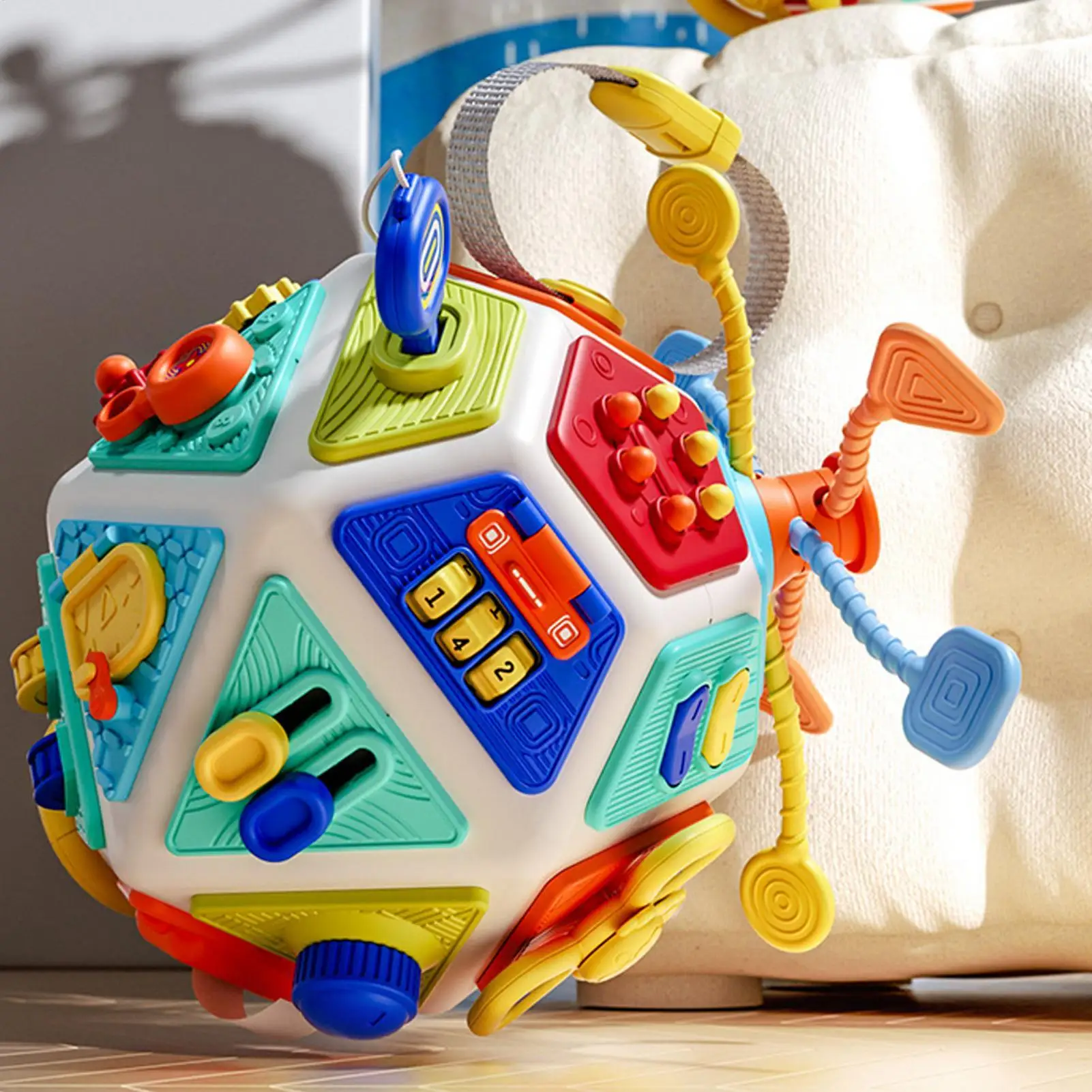 

Интерактивный мяч для активности, 22-сторонняя тренировочная игрушка для координации рук и глаз, детский мяч, игрушка с 22-сторонним многогранником для детей, мальчиков и девочек