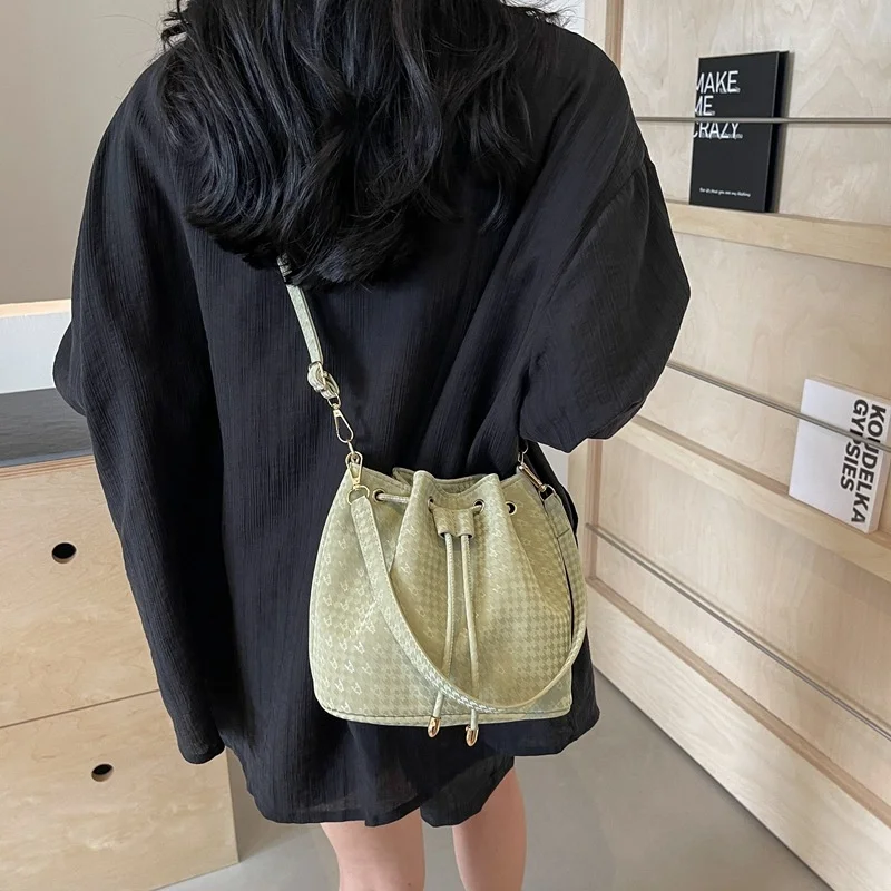 

Designer Handbags for Women Luxury Bags Famous Brand High Quality Tote Purse Fashion Shoulder Bag for Every Occasion