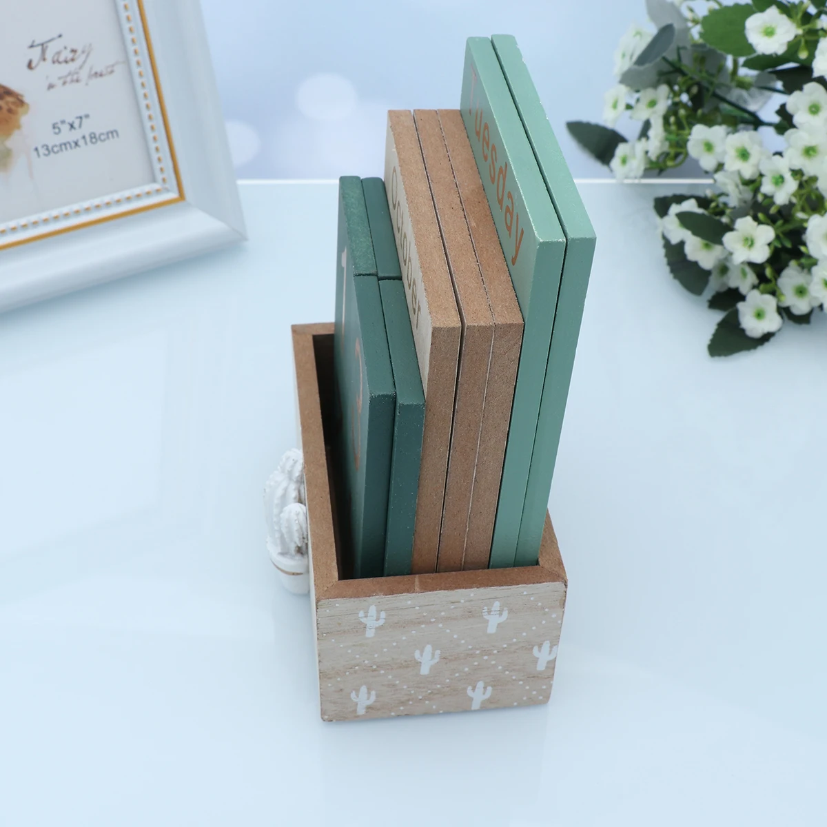 

Wooden Desk Calendar Vintage Perpetual Date Block Stylish Home Decor Retro Year Upon Year Use Desk Accessories