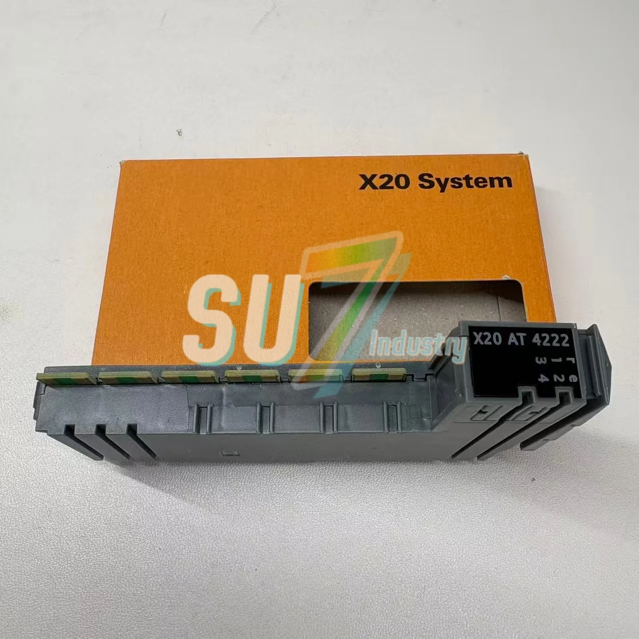 X20AT2222  Pengontrol PLC  100% BARU