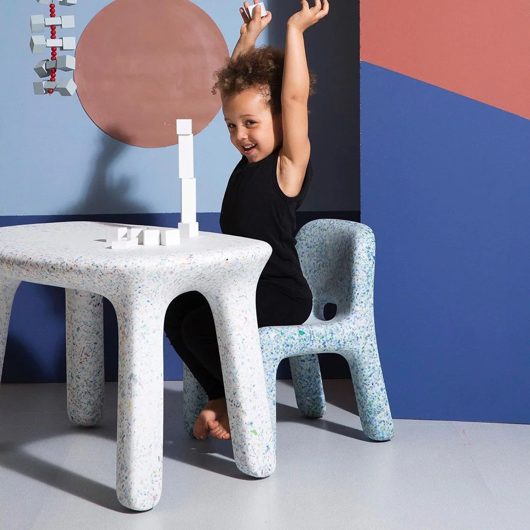 Children's Table and Chair Set Kindergarten Learning Table and Chair Baby Games Writing Table Plastic Home