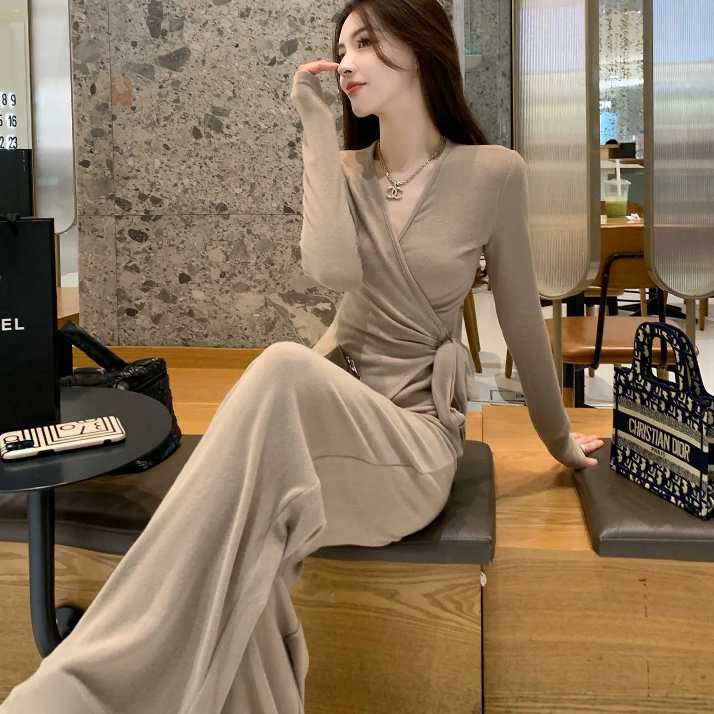 2026 New Autumn V Neck Elegant Two Piece Outfit For Women Minimal Mature Style Top And Wide Leg Pants Set Casual Sporty Loose