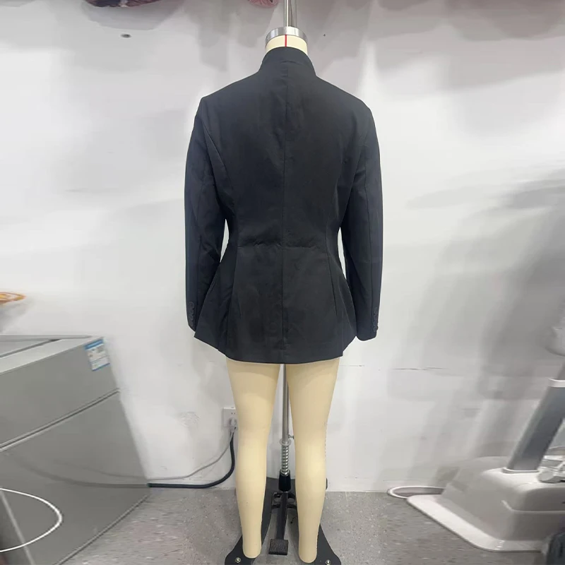 Damen-Blazer mit Stehkragen und Taillenbetonung, elegant, langärmelig, einreihig, schmal geschnitten, schicke Bürojacke – Detail 8